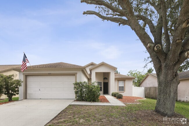 Building Photo - 605 Lakemont Dr