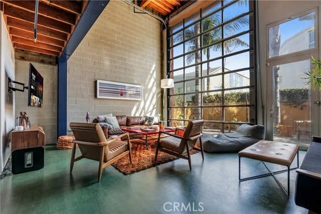 Building Photo - 2114 Narcissus Ct