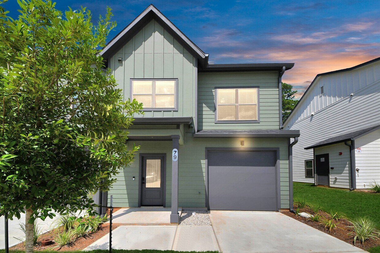 Foto principal - 7711 Longmire Rd