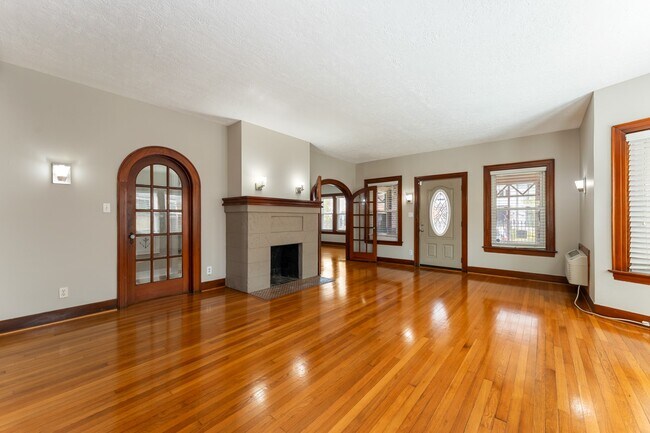 Foto del edificio - 2624 Arbor St