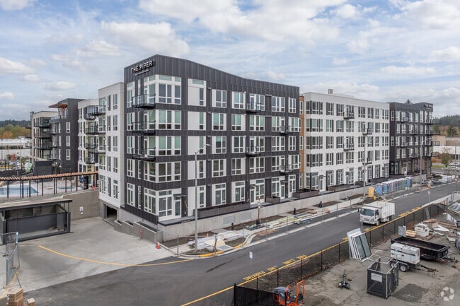 Building Photo - The Piper