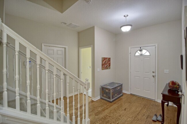 Foto del edificio - 7973 Pleasant Pine Cir