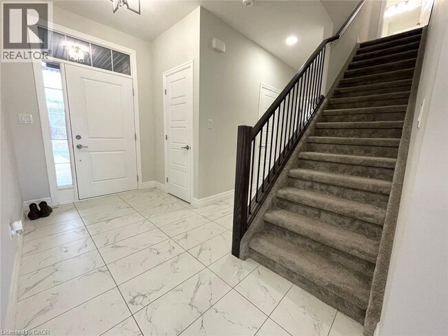 Building Photo - 131 Aspen Pkwy