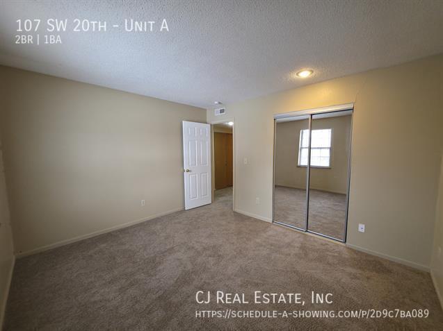 Foto del edificio - 107 SW 20th-Unit A