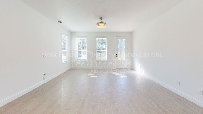 Building Photo - 46 Samantha Ct