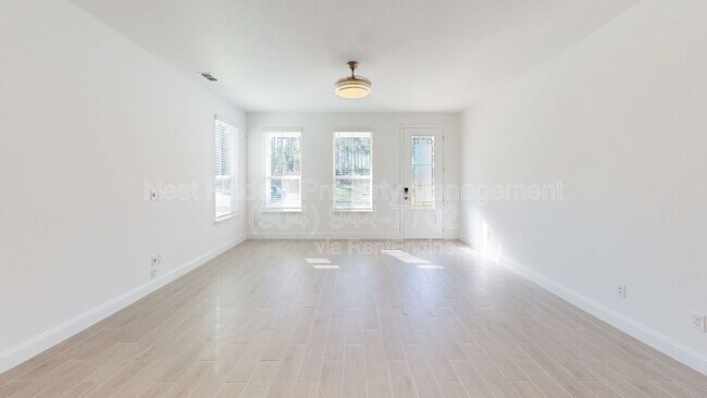 Foto del edificio - 46 Samantha Ct