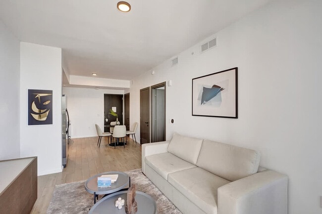 Foto del edificio - 398 NE 5th St