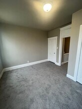 Building Photo - 3023 W Belvedere Ave
