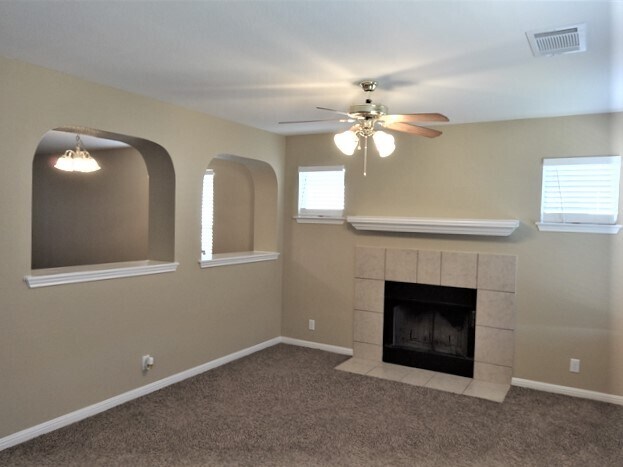 Building Photo - 1329 Anna Palm Way
