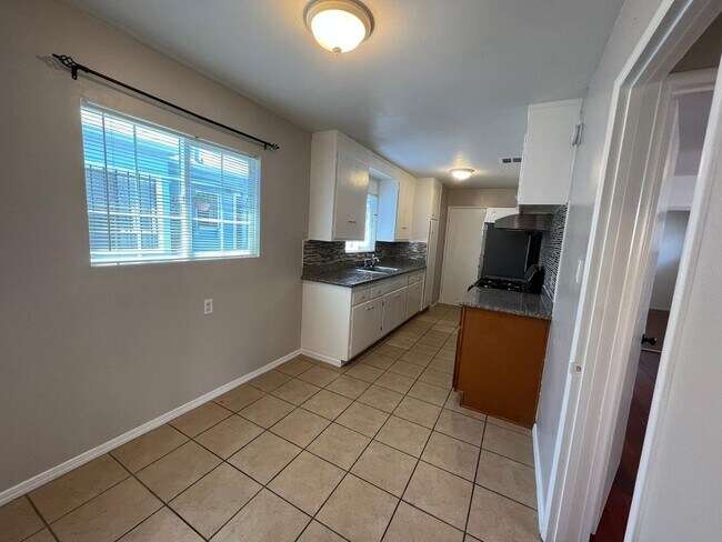 Foto del edificio - Single level condo