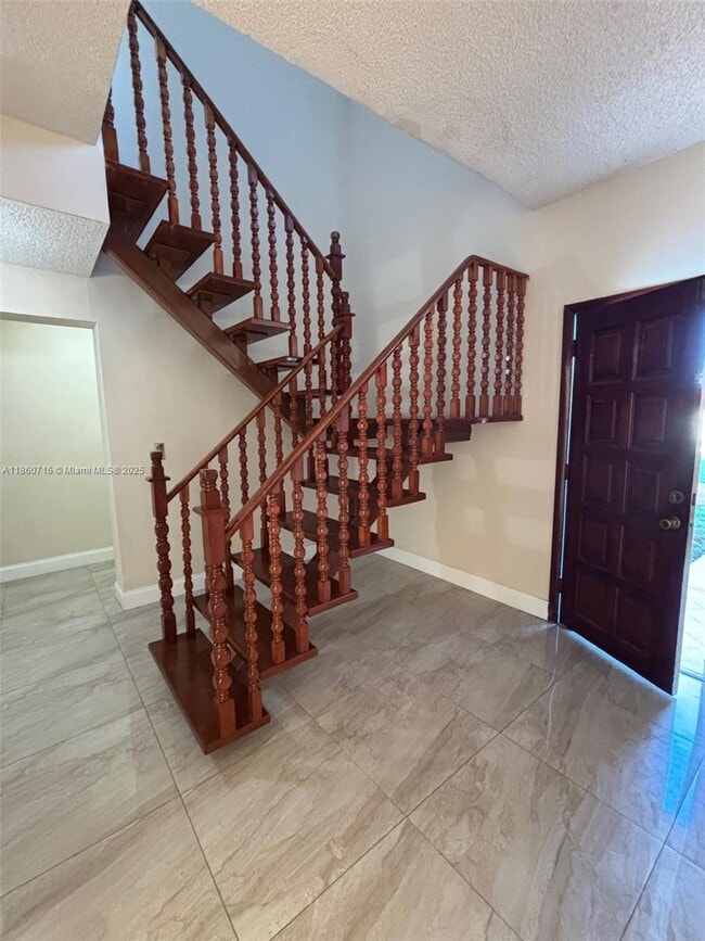 Foto del edificio - 2812 SW 115th Ave