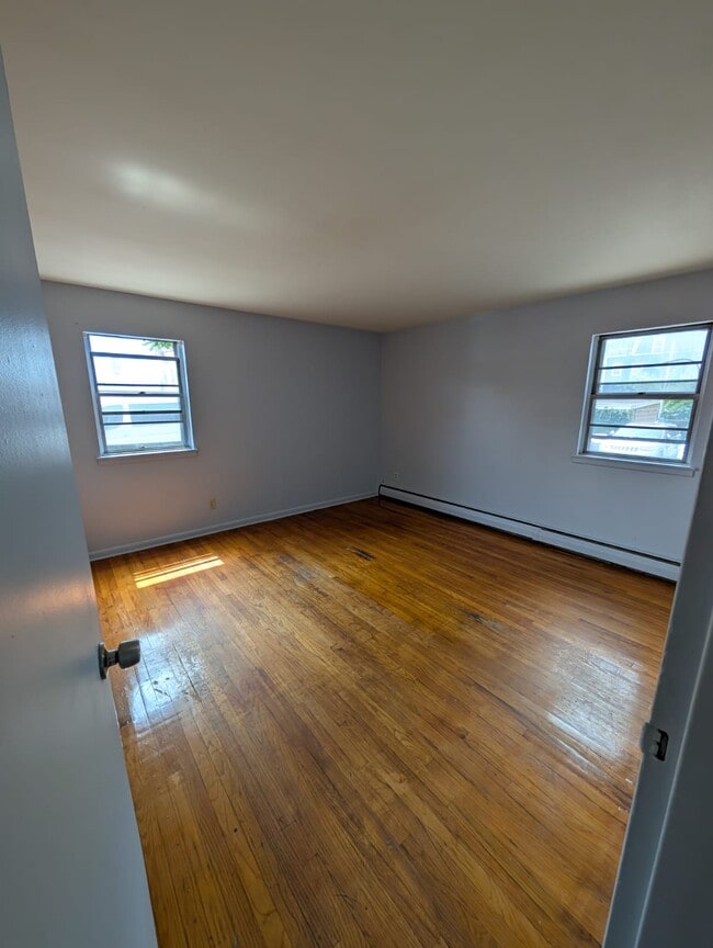 350 Myrtle Ave H - 356 Myrtle Ave