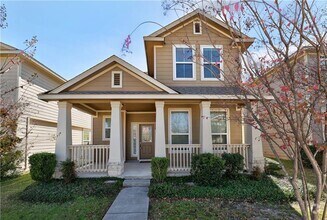 Building Photo - 930 Alamo Plaza Dr