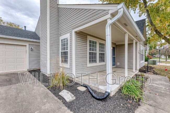 Foto del edificio - 8520 Lincoln Ct