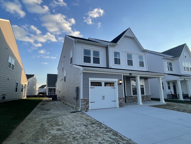 Building Photo - 34266 Graham Cir