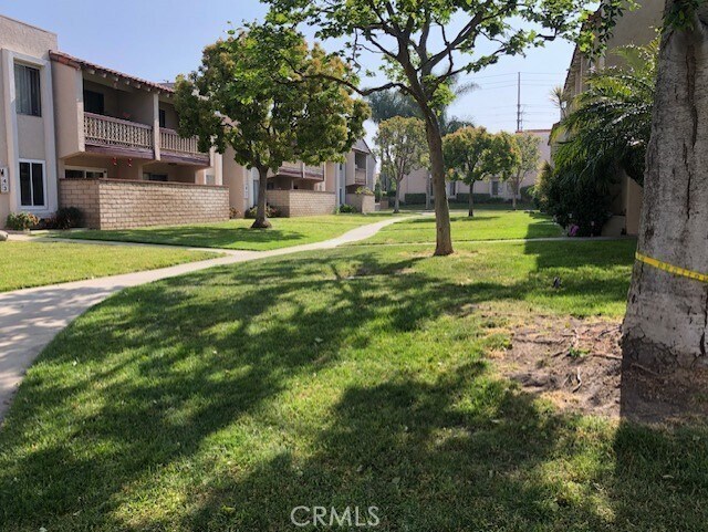 Building Photo - 700 W La Veta Ave