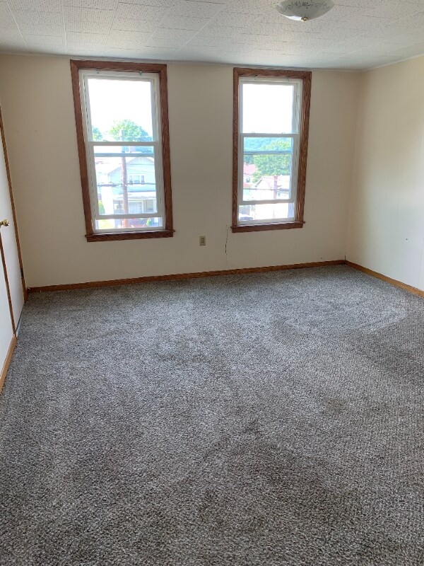 Foto principal - 701 Central Ave