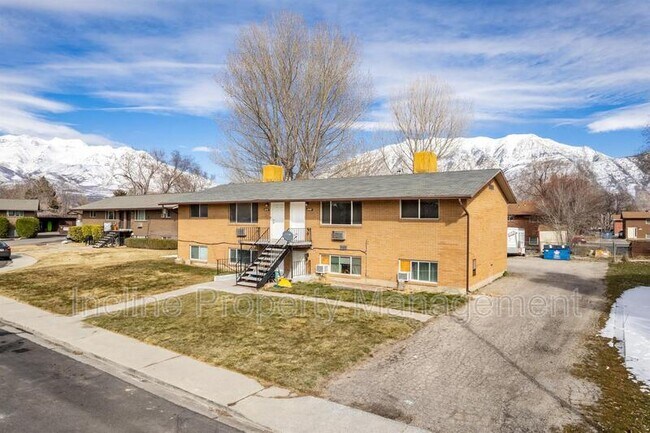 Building Photo - 1065 S 80 E