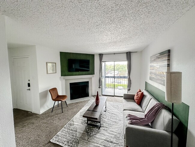 Foto del edificio - 1071 Clayton Ln