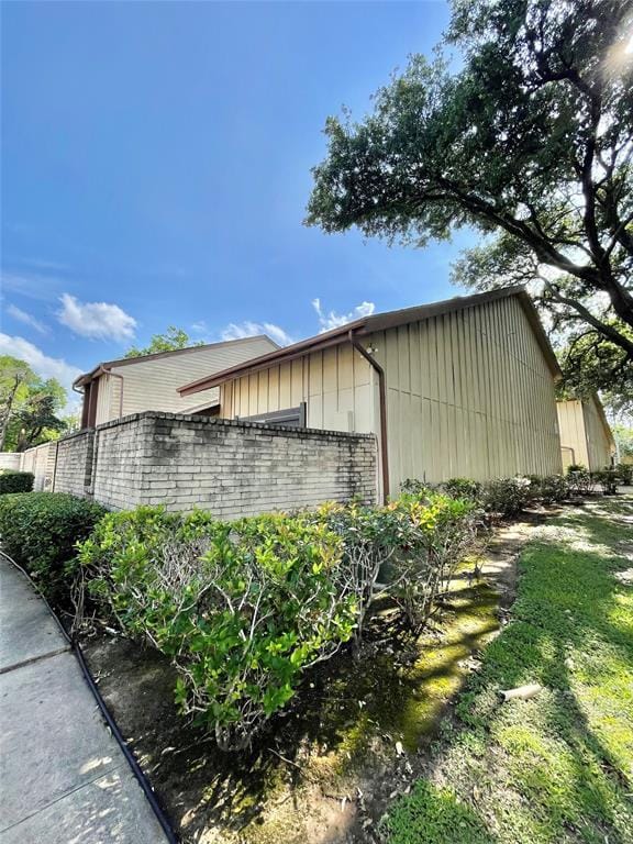 12625 Newbrook Dr, Houston, TX 77072 Condo for Rent in Houston, TX