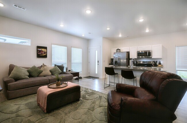 Foto del edificio - 971 Boardwalk Avenue, Centerton, AR 72719