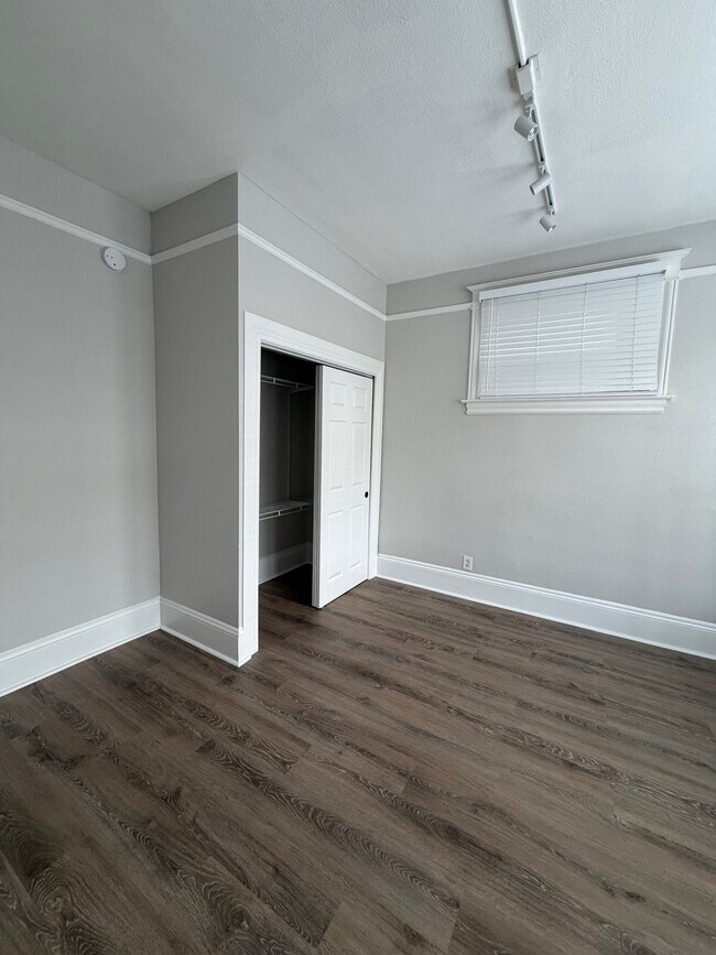 Foto del edificio - 1703 Bellevue Ave
