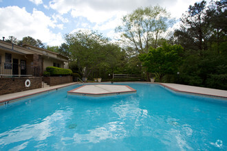 riverwood swimming pool