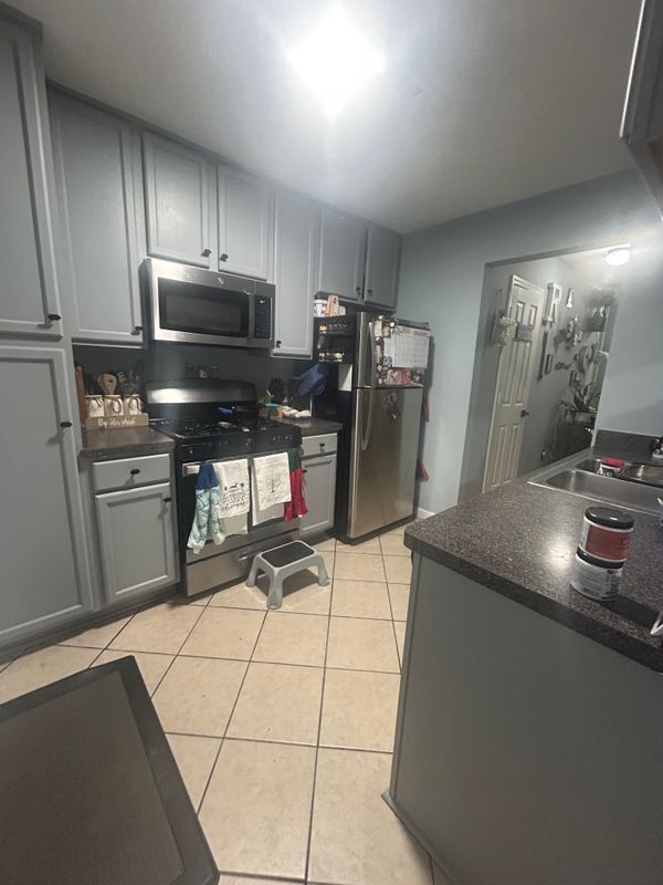 Building Photo - 251 Margaret St