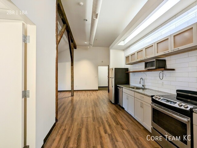 Building Photo - 1810 Madison Ave