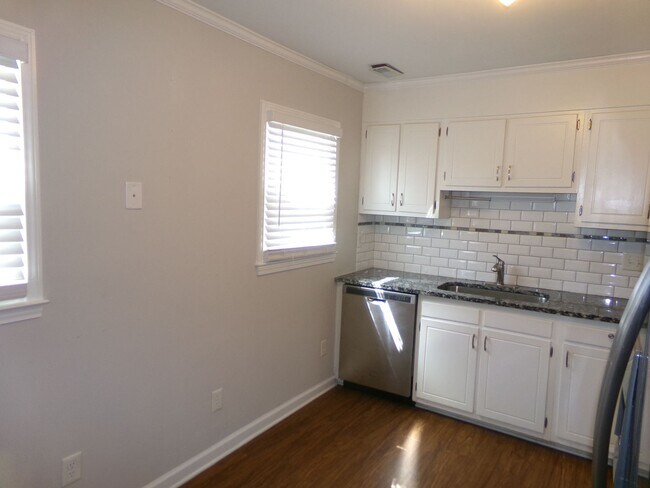 Foto del edificio - Robinhood and Peace Haven area