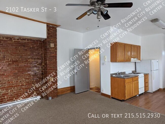 Foto del edificio - 2102 Tasker St