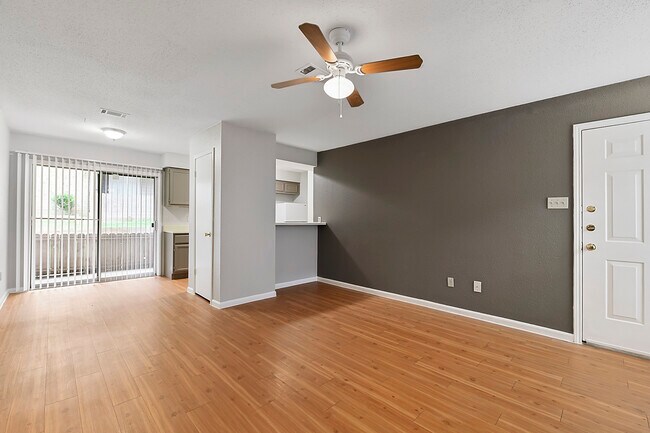 Foto del edificio - Cedar Creek Apartments