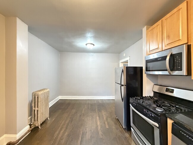 Foto del edificio - 3604 W Sunnyside Ave