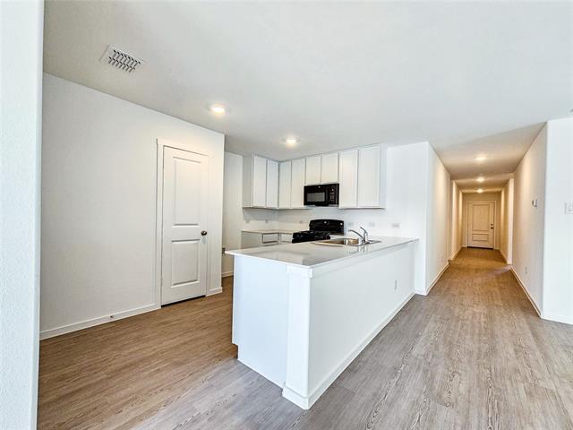 Foto del edificio - 7921 Clements St