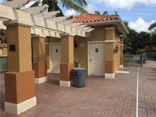 Foto del edificio - 7601 Miami Lakes Dr