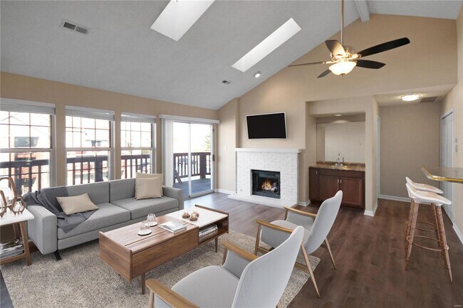 Building Photo - 235 Shirley Ridge Dr