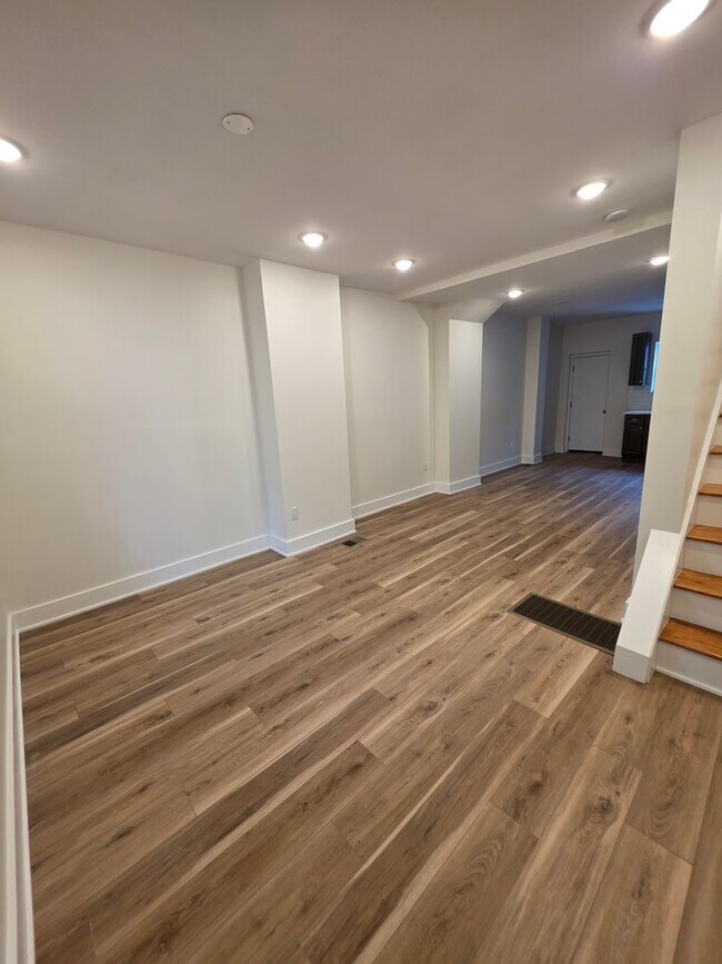 Foto del edificio - 1351 S 31st St