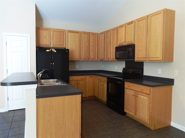 Building Photo - 113 Sumpter Hill Drive