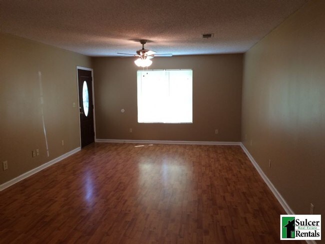 Building Photo - 3422 Quail Ridge Rd