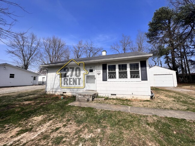 Building Photo - 121 Crestview Dr