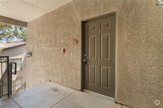 Building Photo - 8250 N Grand Canyon Dr