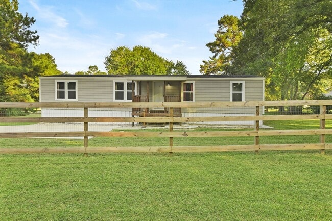 Building Photo - 12579 Pebble Creek Dr