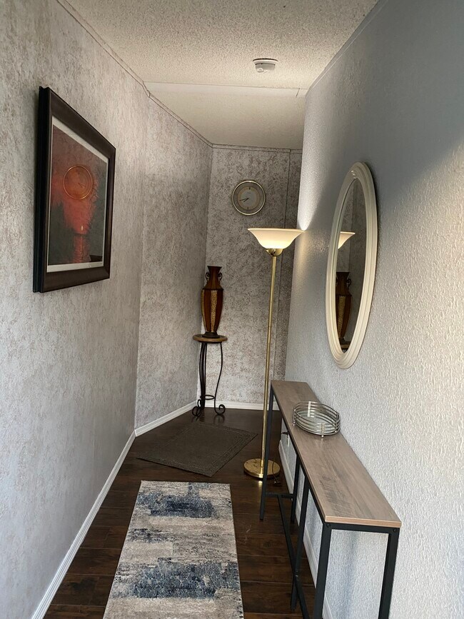 Entrance way - 45335 Eula B Rd