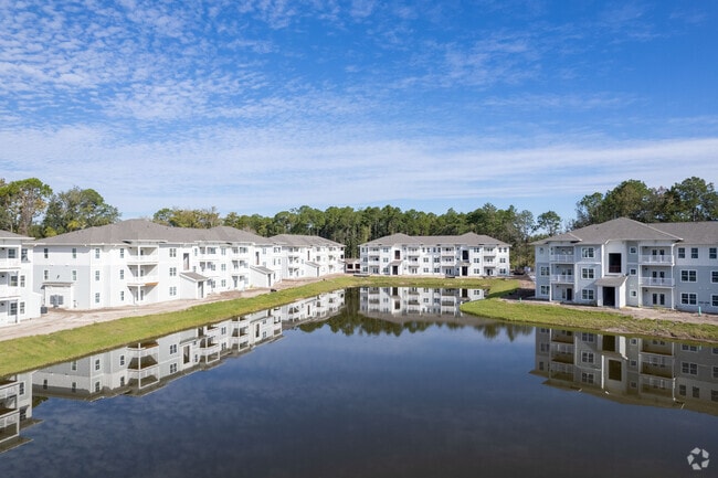 Building Photo - Exchange at Orange Park