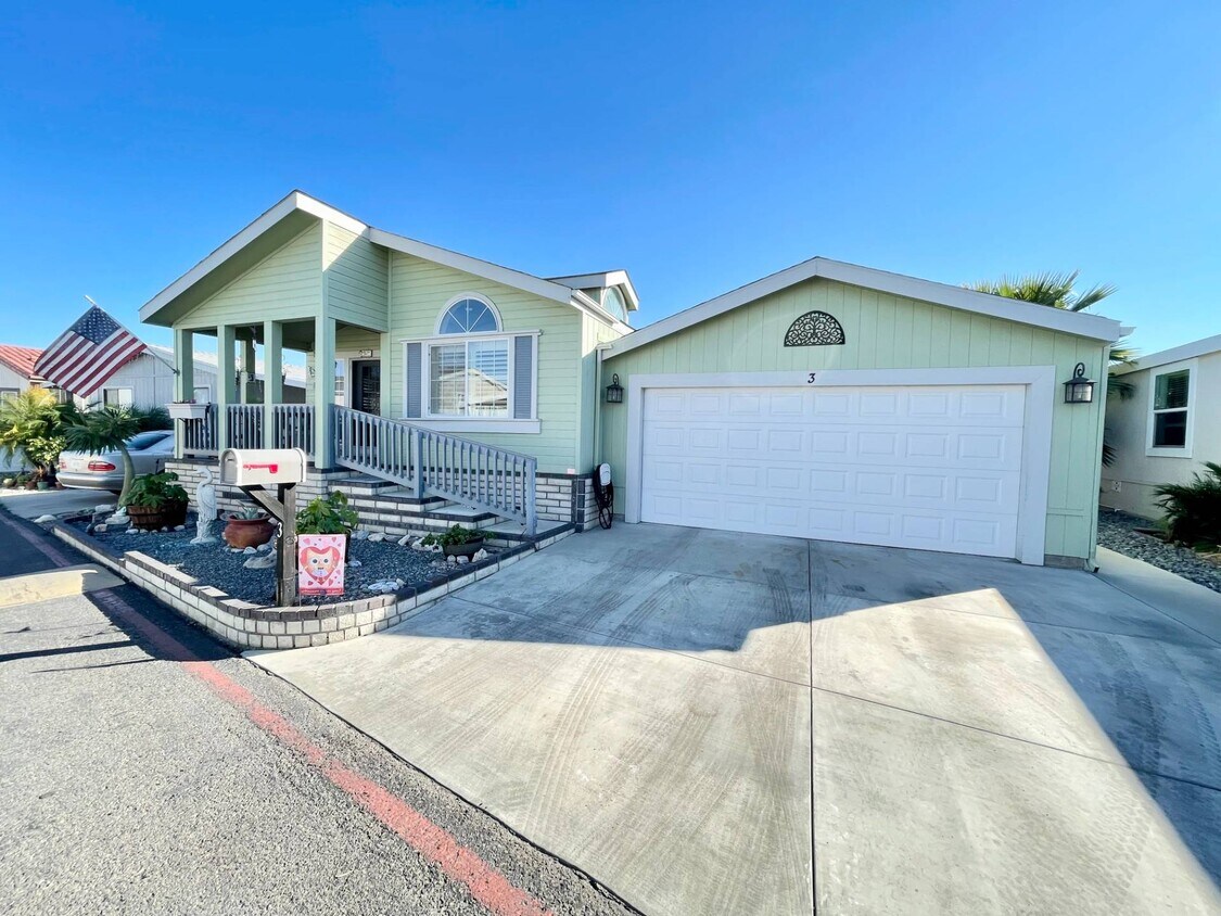 3 Palm Via, Anaheim, CA 92801 House Rental in Anaheim, CA