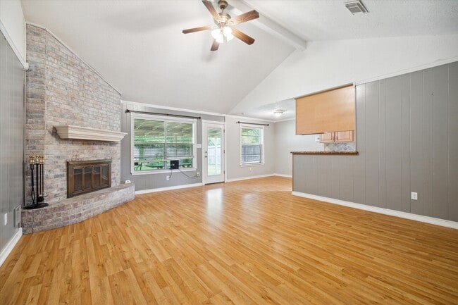 Building Photo - 1708 E Baker Rd