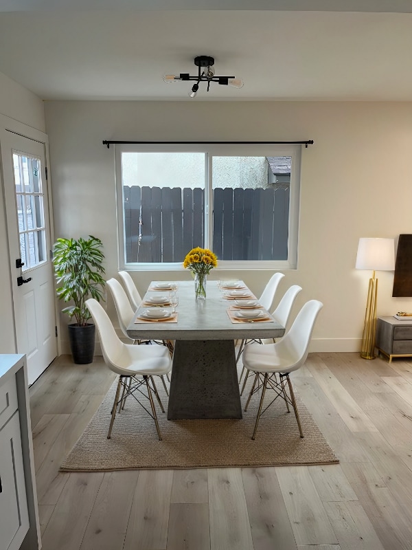 Photo - 17422 Keelson Ln (Huntington Beach, CA)