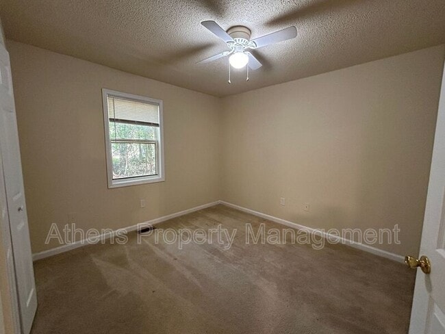 Building Photo - 1806 Cedar Shoals Dr