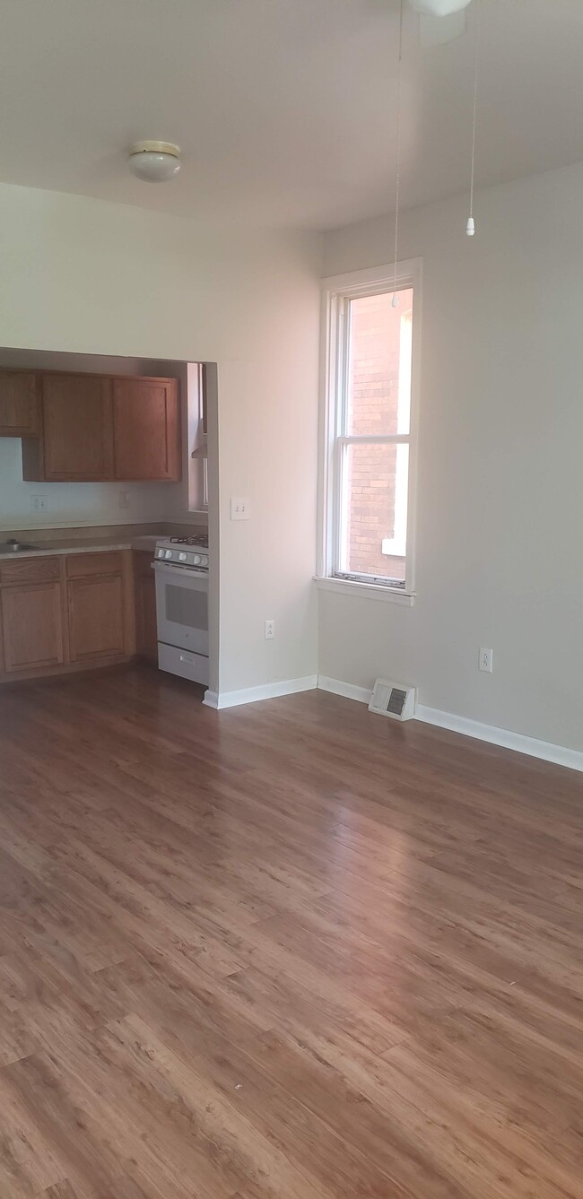 Foto del edificio - 112 N Fairmount St