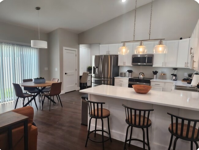 Breakfast area - 6378 W Flanders Ln